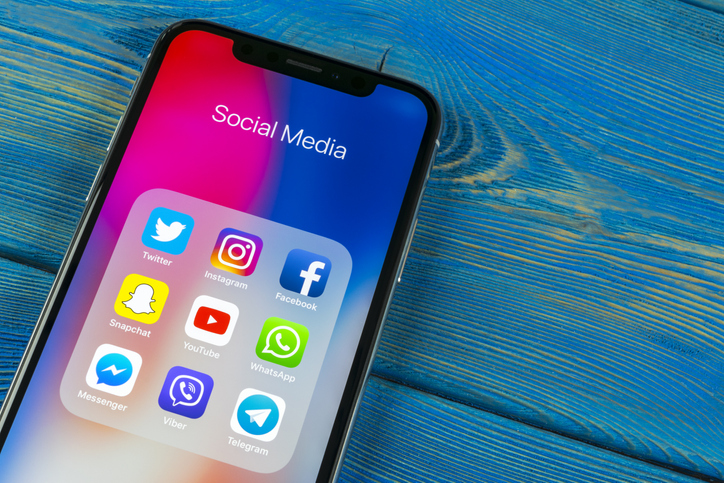 Reduce or Eliminate All Social Media Posting During a Divorce